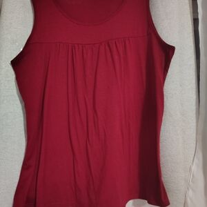 Women's Sleeveless Red Top